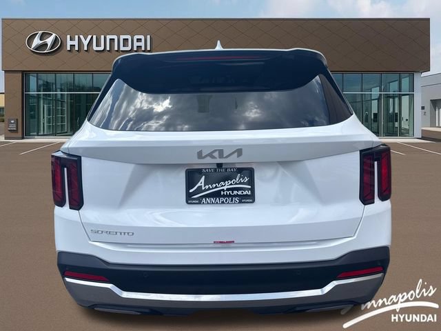 Used 2026 Kia Sorento S w/ S Panoramic Sunroof Package FWD image 4