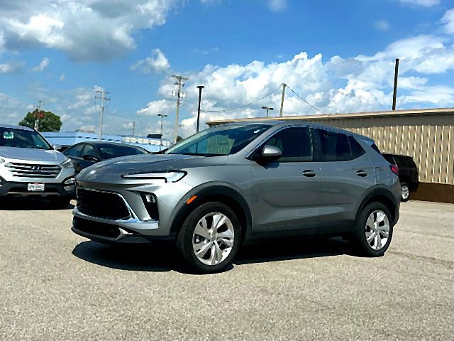 Used 2025 Buick Encore GX Preferred FWD image 2