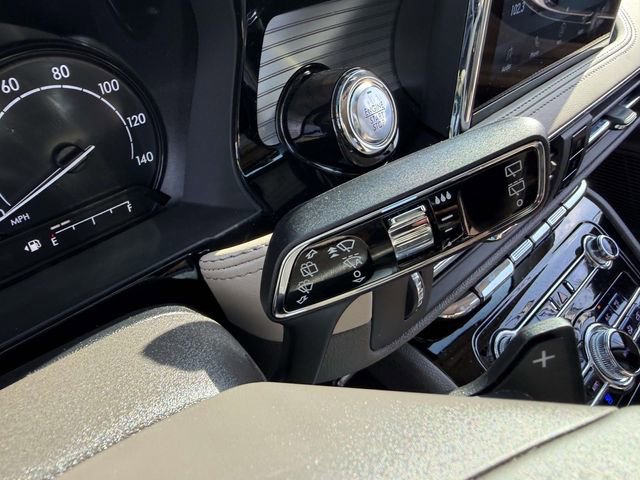 Used 2022 Lincoln Corsair AWD w/ Equipment Group 101A image 28