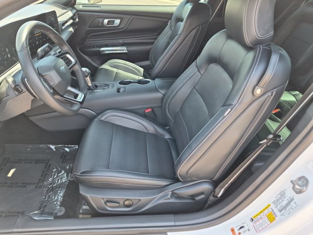 Used 2025 Ford Mustang GT Premium RWD image 21