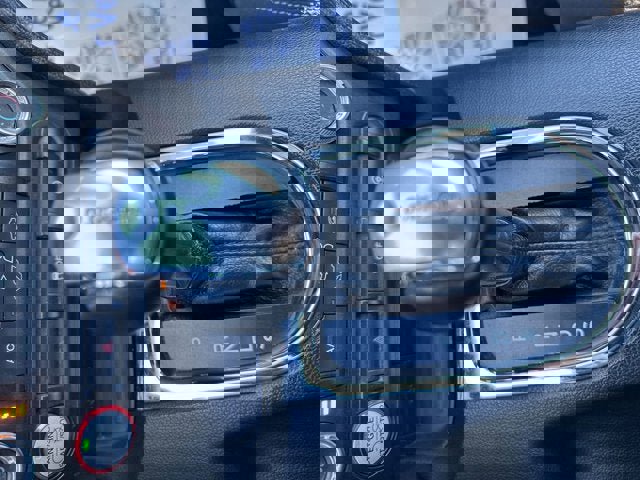 Used 2016 Ford Mustang Convertible image 17