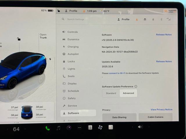 Used 2023 Tesla Model Y Performance image 30