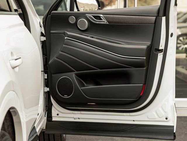 Used 2024 Genesis GV80 3.5T w/ Prestige Package image 24