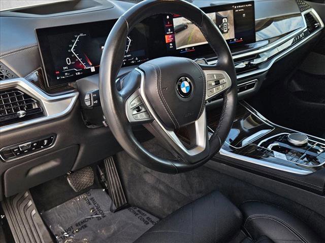 Used 2023 BMW X7 xDrive40i w/ Premium Package image 10