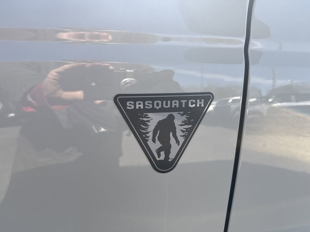 New 2025 Ford Bronco 2-Door w/ Sasquatch Package image 12