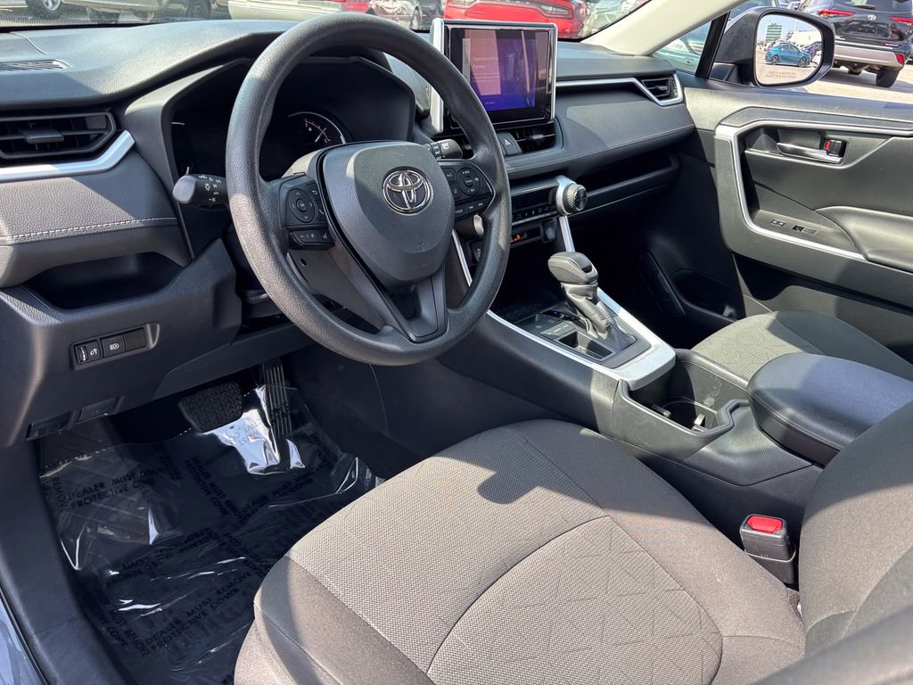 Used 2024 Toyota RAV4 XLE image 16