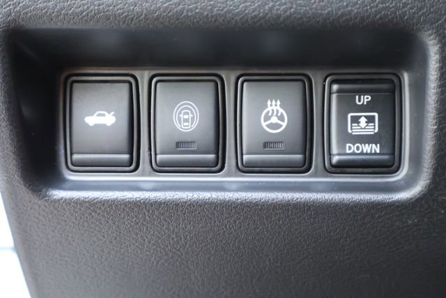 Used 2021 Nissan Maxima Platinum w/ Sport Mat Group FWD image 22