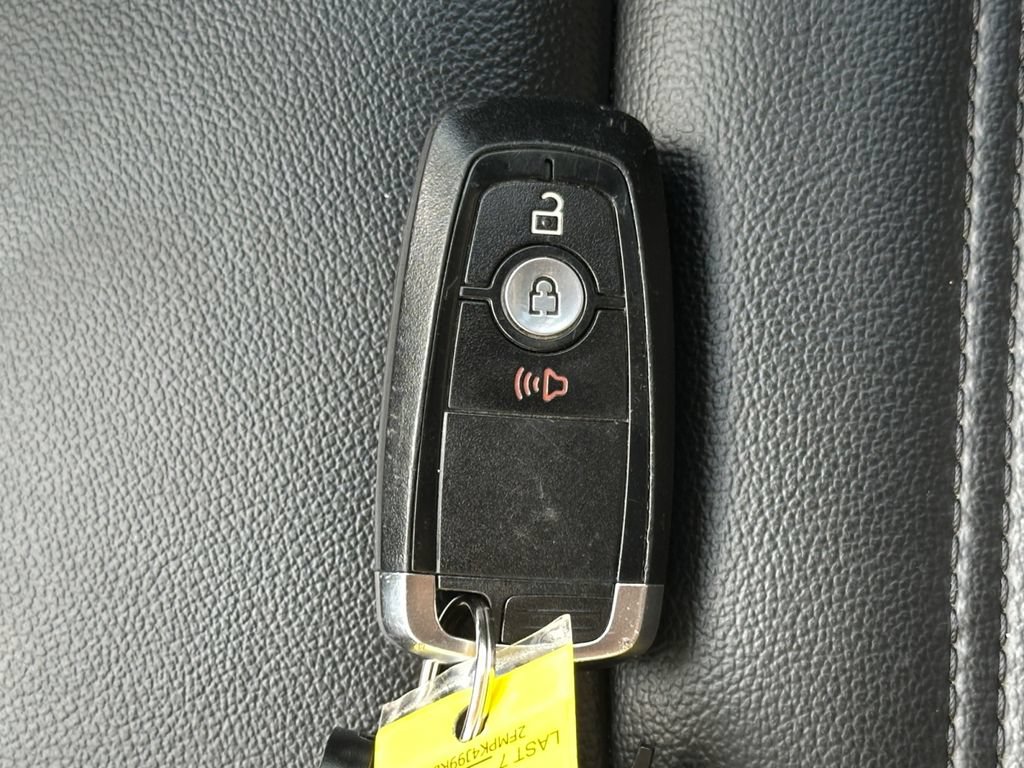 Used 2024 Ford Edge SEL AWD/4WD image 39