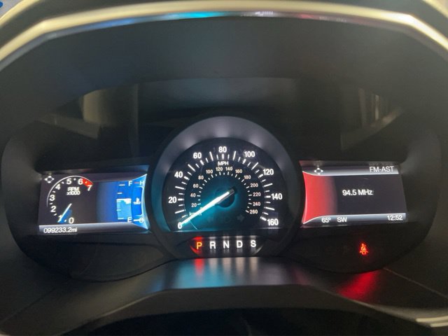 Used 2017 Ford Edge Titanium w/ Technology Package AWD/4WD image 17