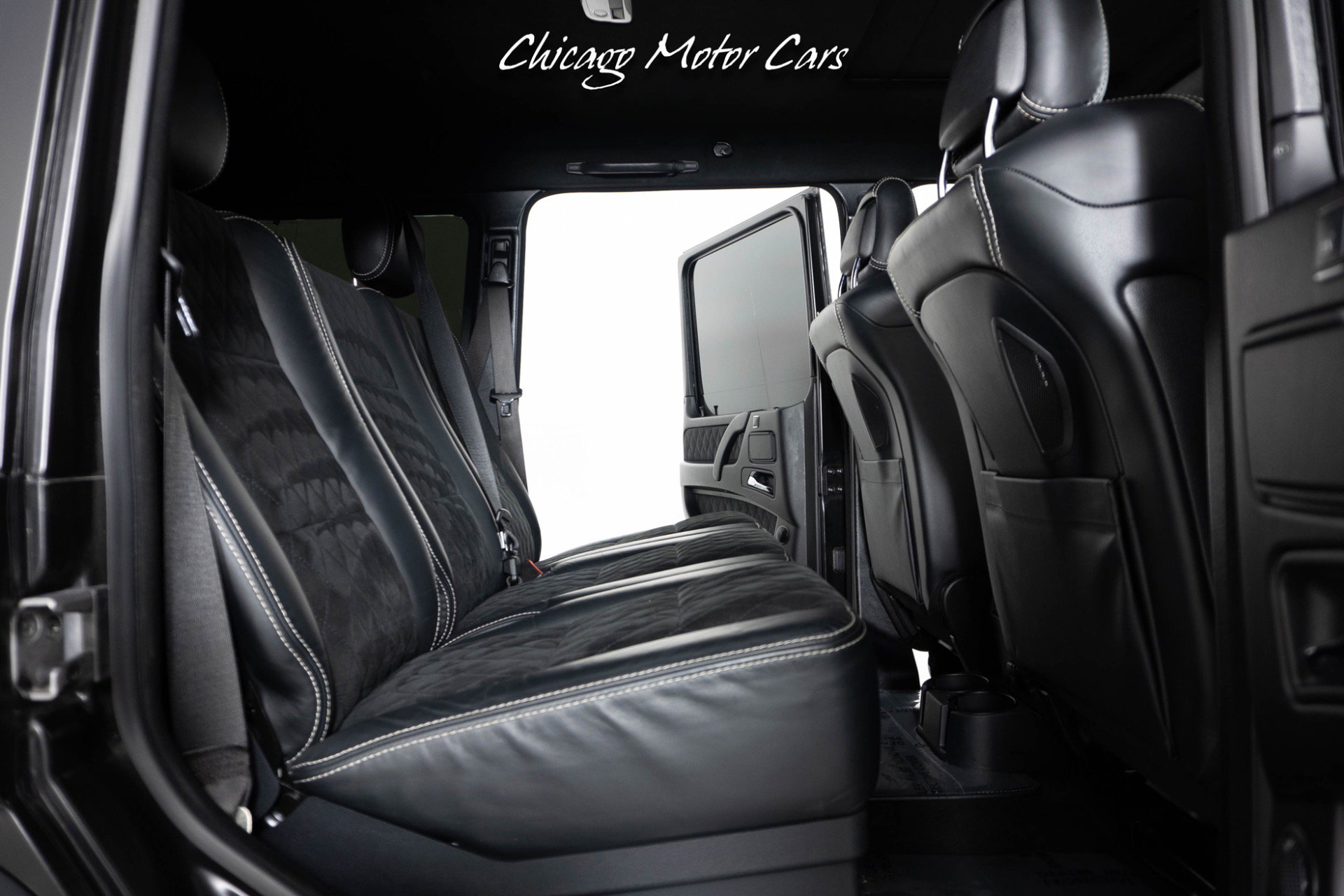 Used 2017 Mercedes-Benz G 550 Squared image 40