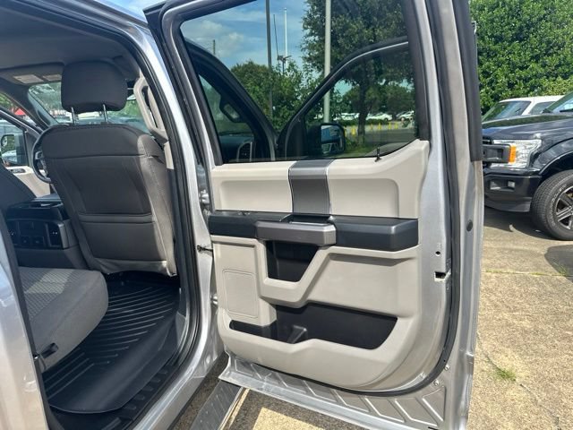 Used 2020 Ford F150 XLT w/ Equipment Group 302A Luxury AWD/4WD image 18