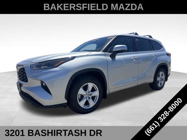 Used 2021 Toyota Highlander LE FWD image 26