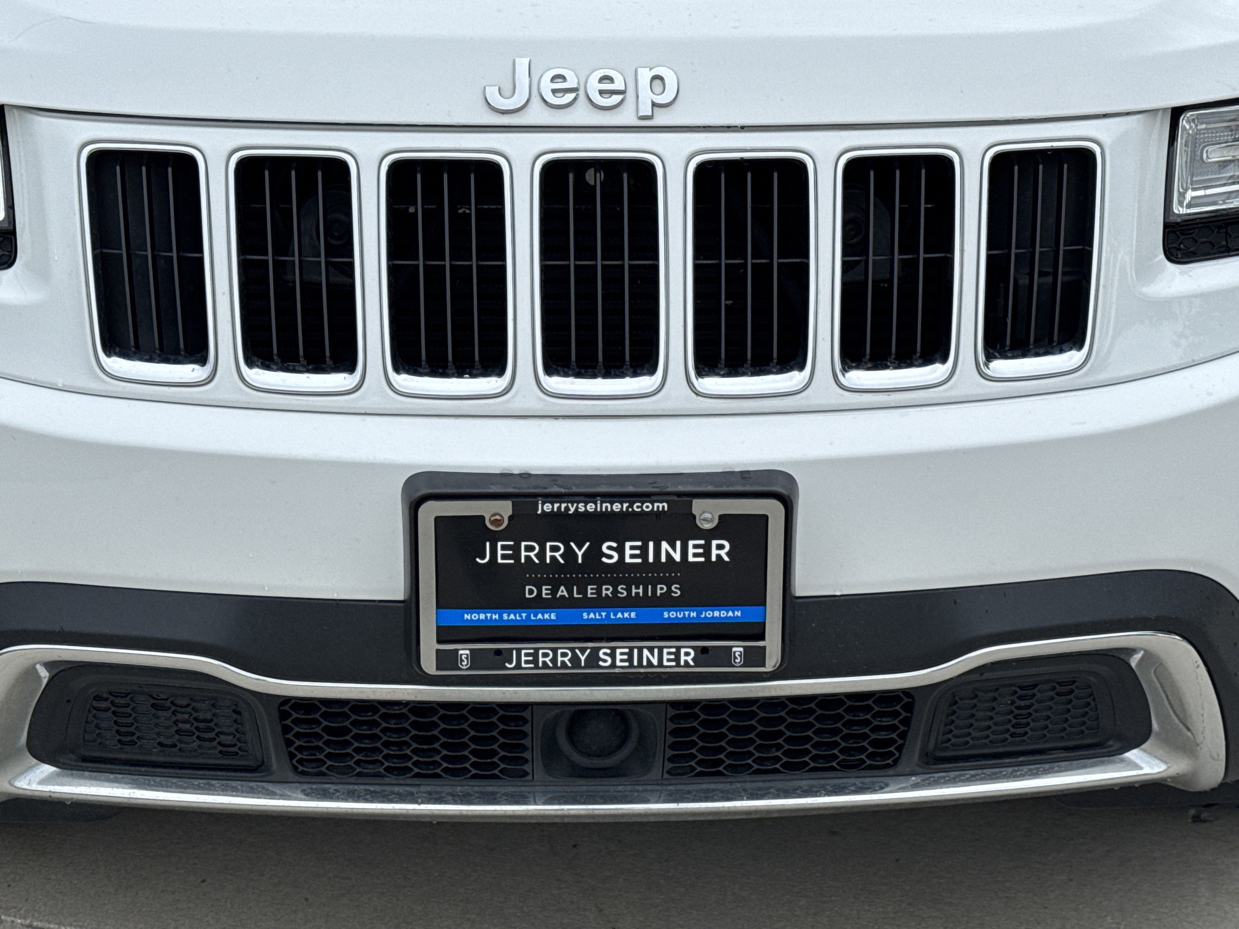 Used 2015 Jeep Grand Cherokee Limited w/ Luxury Group II AWD/4WD image 9