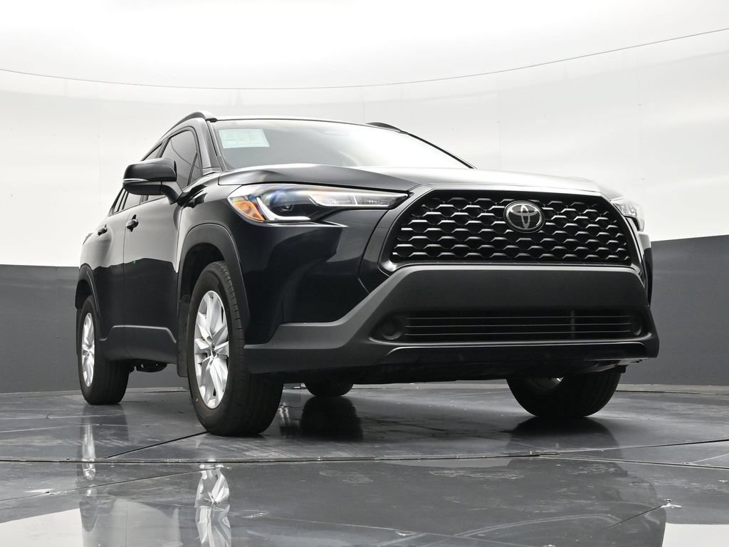 Used 2024 Toyota Corolla Cross LE FWD image 26