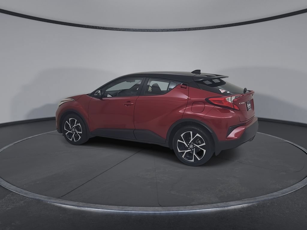 Used 2020 Toyota C-HR XLE FWD image 10