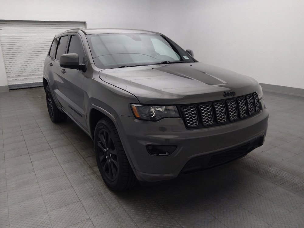 Used 2019 Jeep Grand Cherokee Altitude RWD image 13