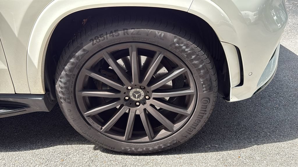 Certified 2023 Mercedes-Benz GLS 580 4MATIC image 9