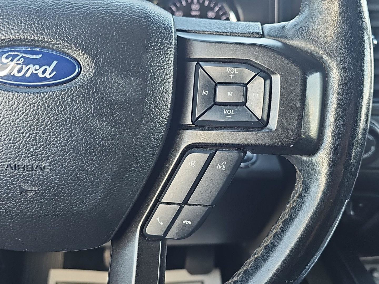 Used 2018 Ford Expedition Limited w/ Equipment Group 301A AWD/4WD image 18