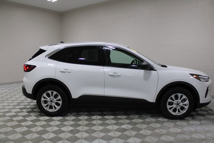 Used 2023 Ford Escape Active image 12