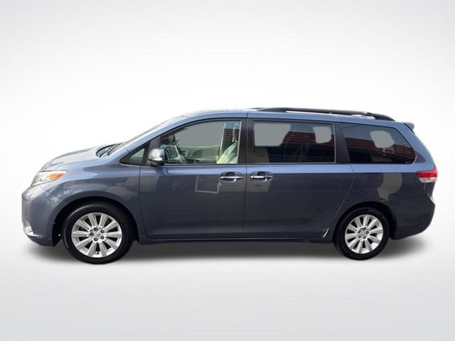 Used 2013 Toyota Sienna Limited w/ Premium Pkg AWD/4WD image 4