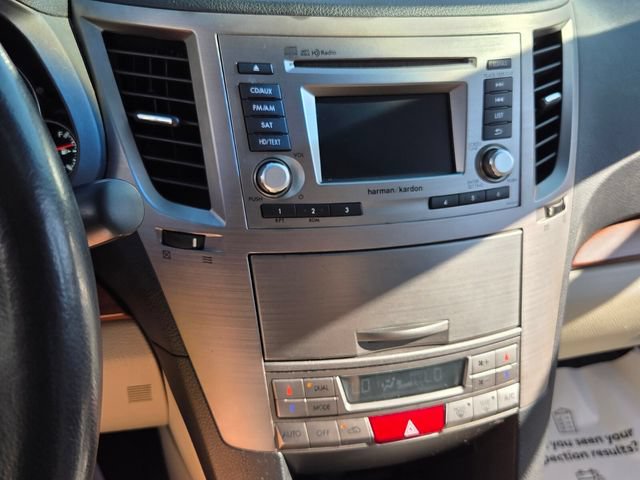 Used 2014 Subaru Outback 2.5i Limited w/ Moonroof Package AWD/4WD image 20