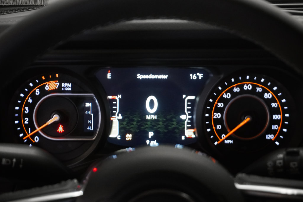 New 2027 Jeep Wrangler Unlimited Sahara AWD/4WD image 17