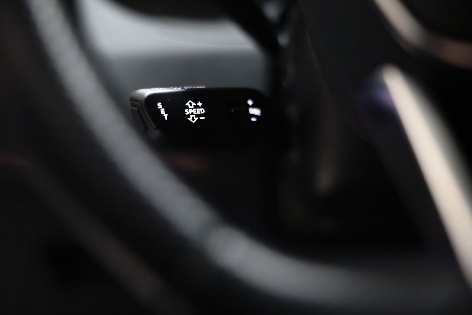 Used 2022 Audi RS 7 Sportback AWD/4WD image 40