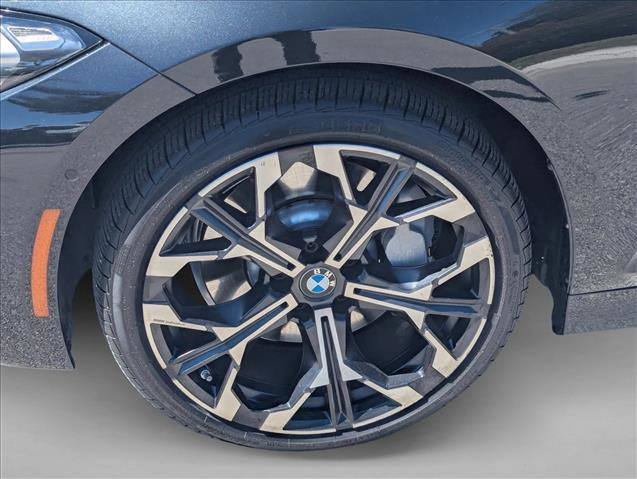 Certified 2025 BMW 330i Sedan w/ Premium Package image 25