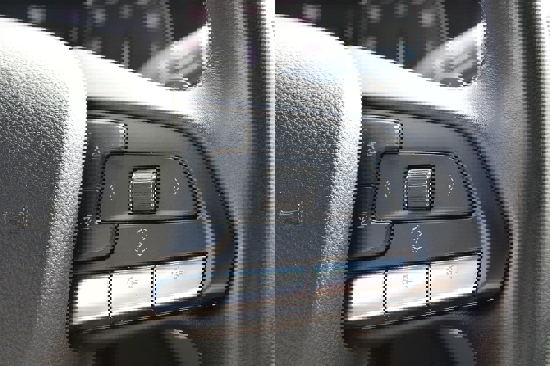 Used 2024 Cadillac CT4 Luxury w/ Sun And Sound Package image 25