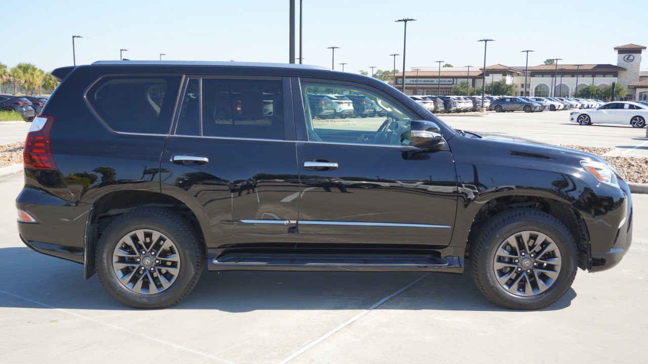 Used 2017 Lexus GX 460 Premium AWD/4WD image 5