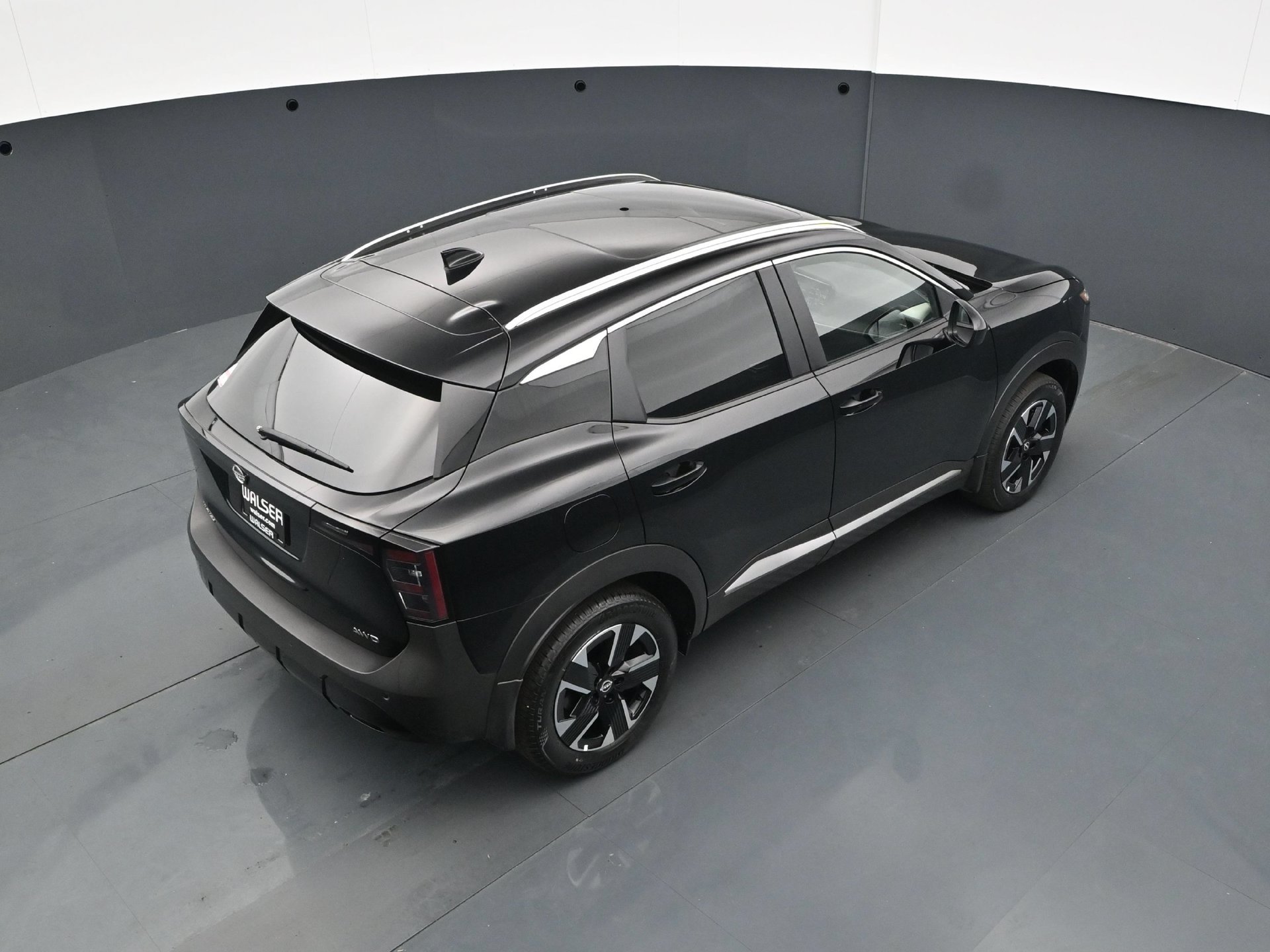 Used 2025 Nissan Kicks SV w/ SV Premium Package AWD/4WD image 39
