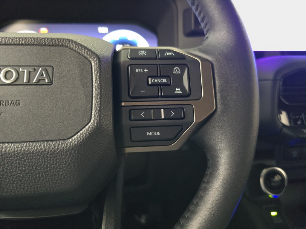 Used 2025 Toyota Land Cruiser AWD/4WD image 21