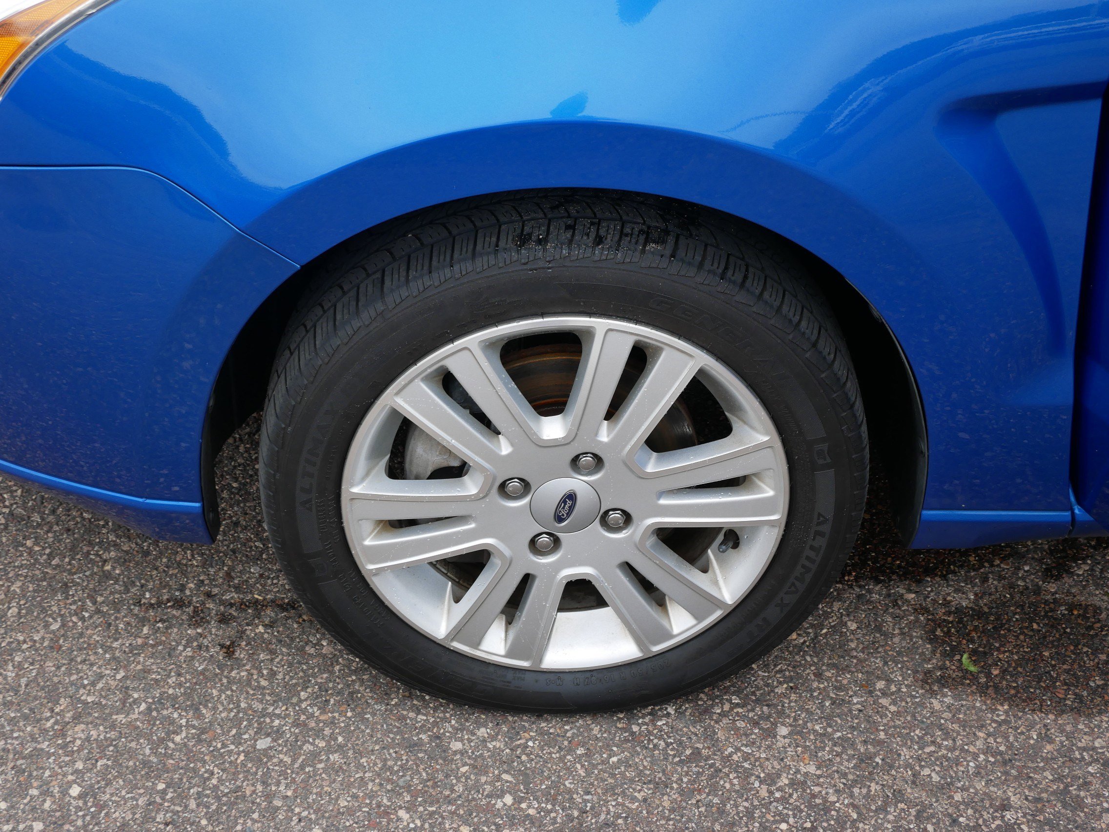 Used 2011 Ford Focus SEL FWD image 15