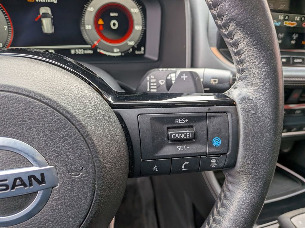 Used 2021 Nissan Rogue Platinum image 18