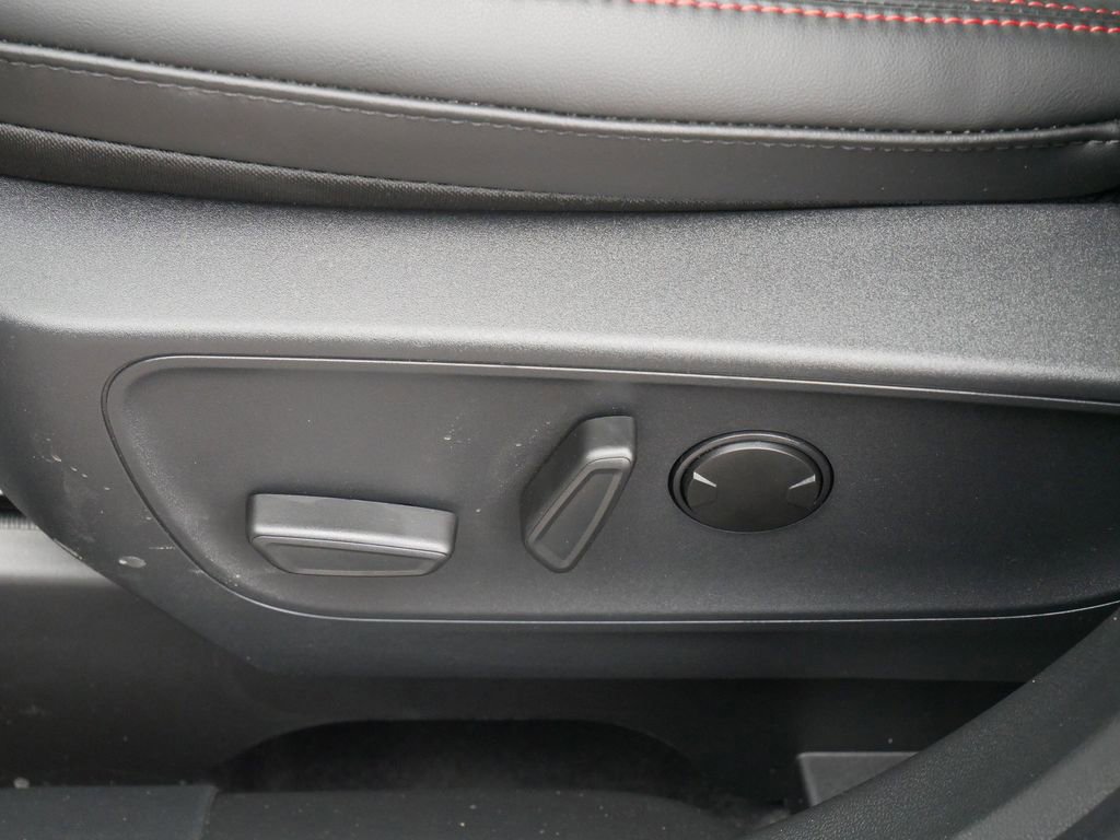 New 2026 Ford Escape ST-Line w/ Tech Pack #1 AWD/4WD image 20