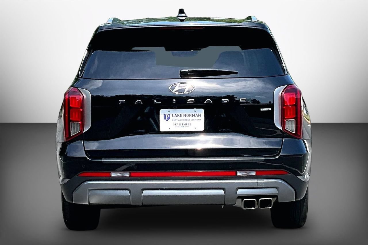 Used 2024 Hyundai Palisade SEL w/ Premium Package AWD/4WD image 7