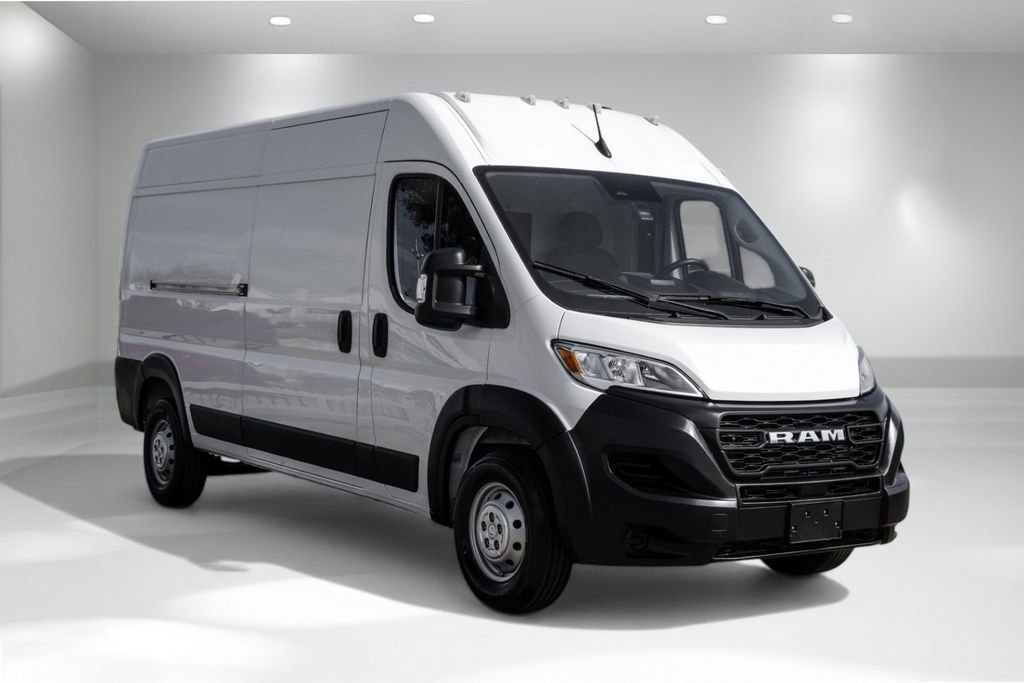 Used 2023 RAM ProMaster 2500 image 5