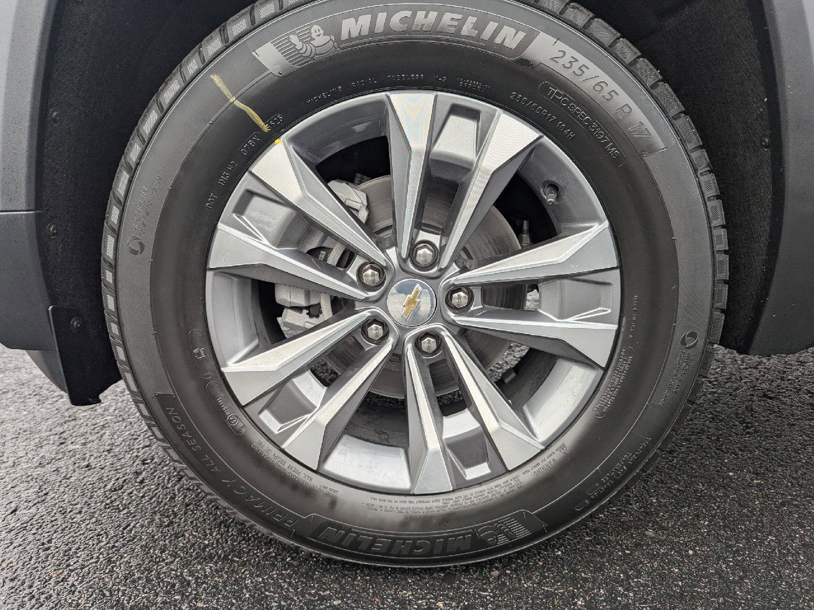 New 2026 Chevrolet Equinox LT w/ Convenience Package II image 19