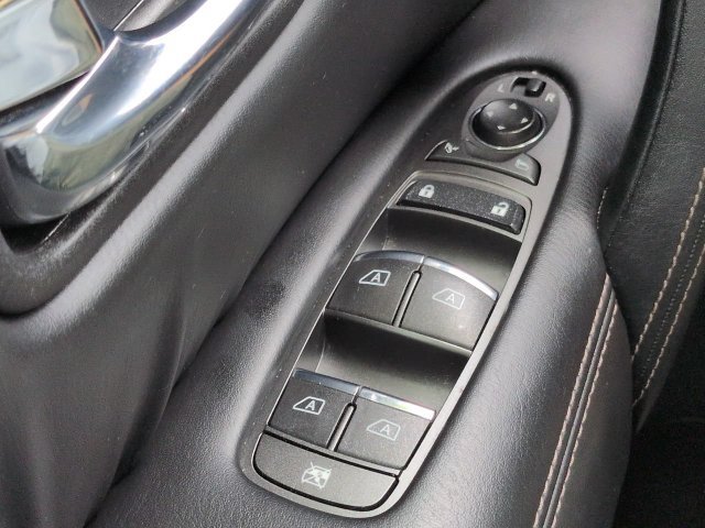Used 2022 Nissan Armada Platinum w/ Captain's Chairs Package AWD/4WD image 25