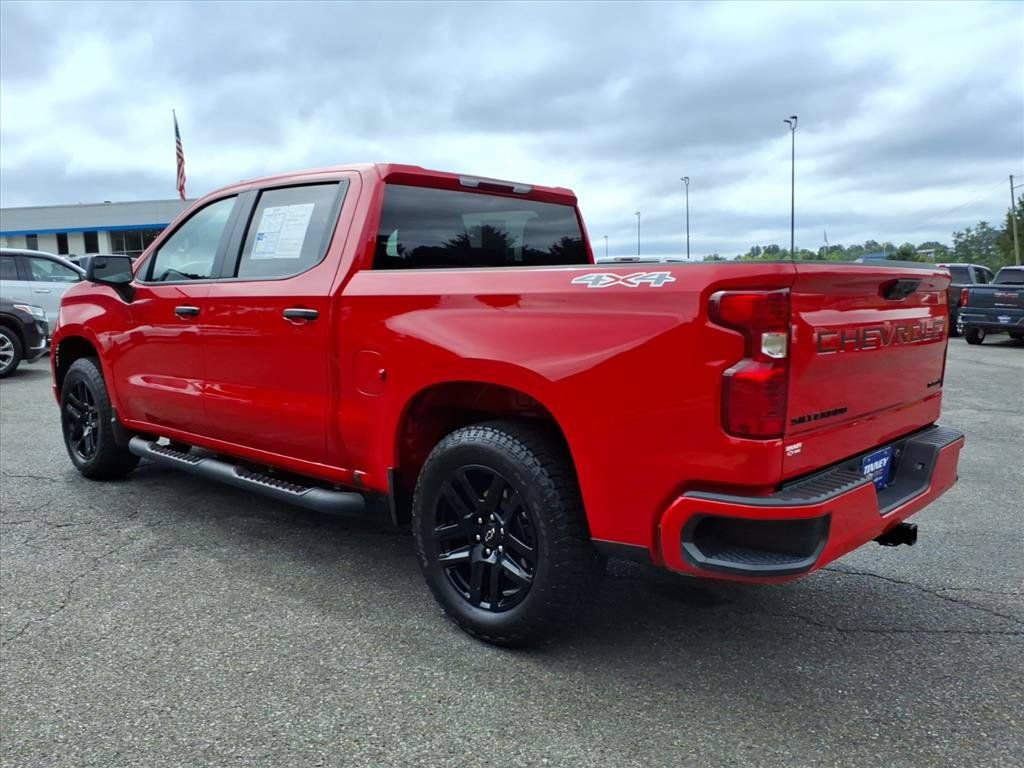 Used 2026 Chevrolet Silverado 1500 Custom w/ Turbomax Blackout Package AWD/4WD image 5
