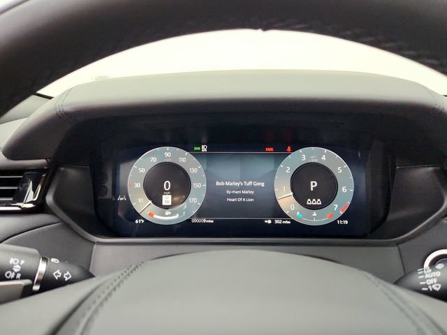 Certified 2026 Land Rover Range Rover Velar Dynamic SE AWD/4WD image 24