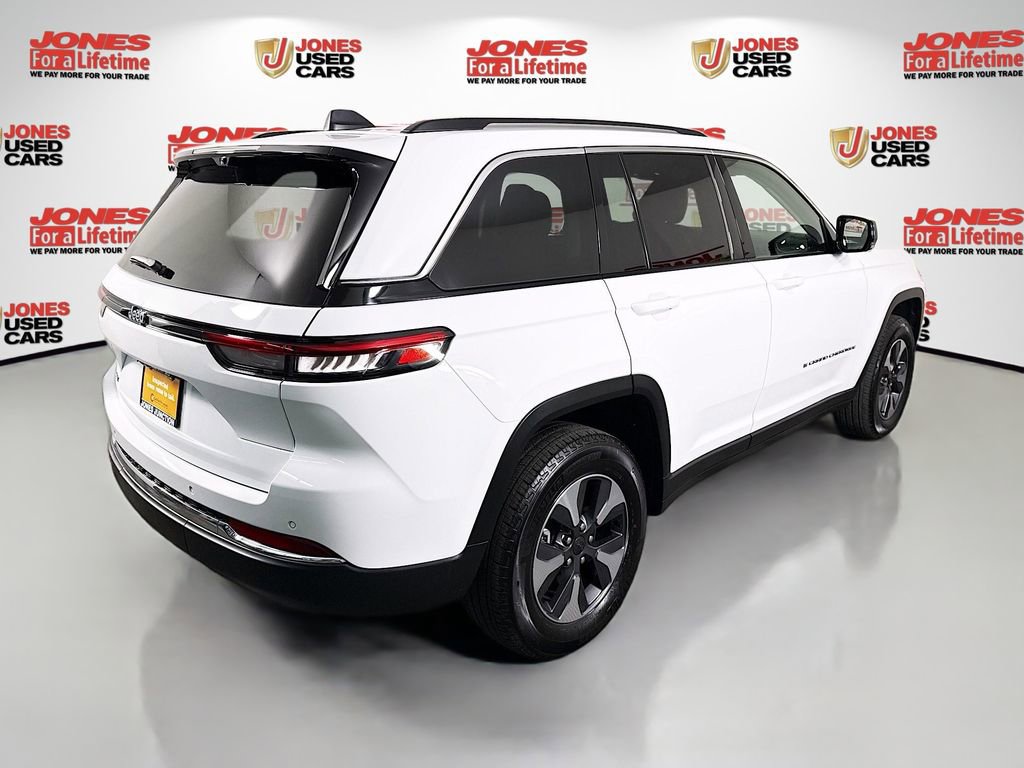 Used 2022 Jeep Grand Cherokee Limited 4xe w/ Luxury Tech Group II image 17