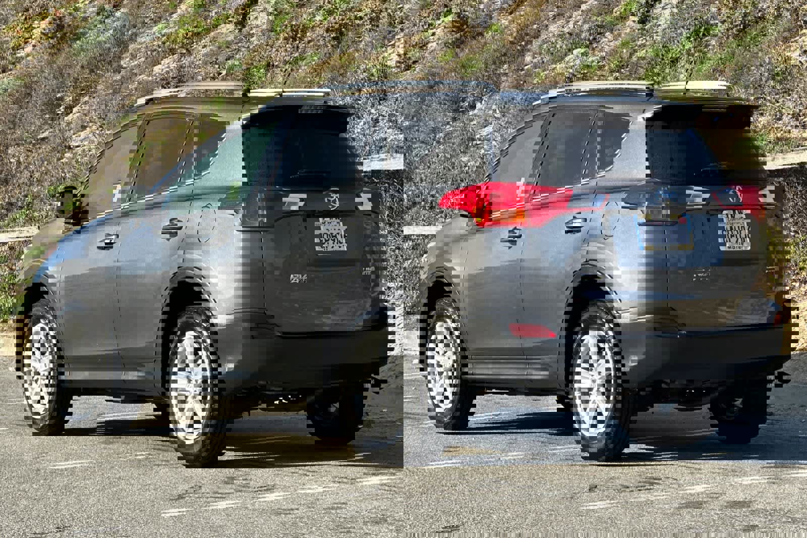 Used 2014 Toyota RAV4 Limited image 7