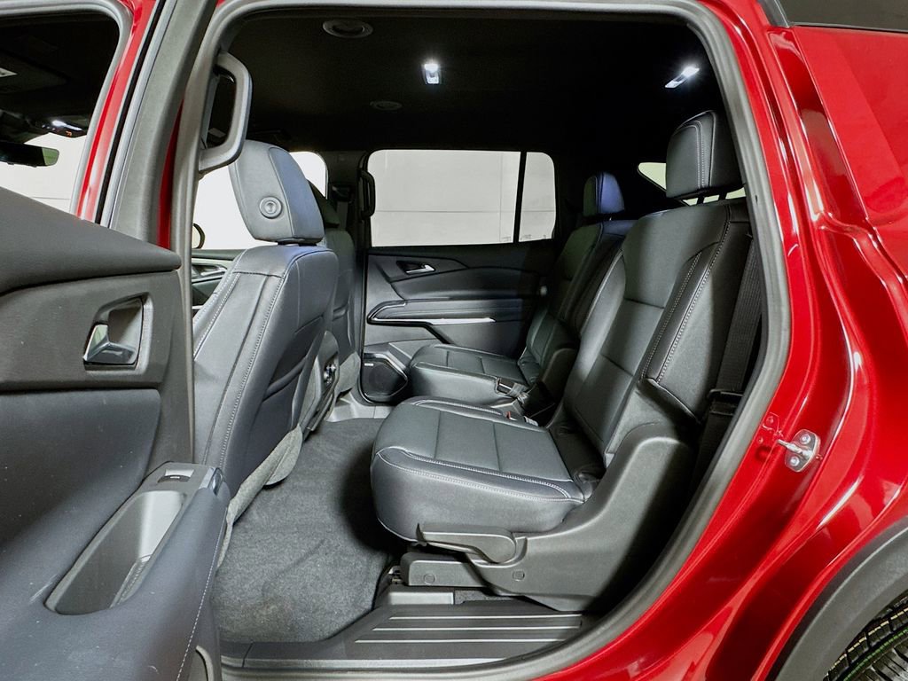 New 2026 Chevrolet Traverse LT w/ Enhanced Driving Package image 13