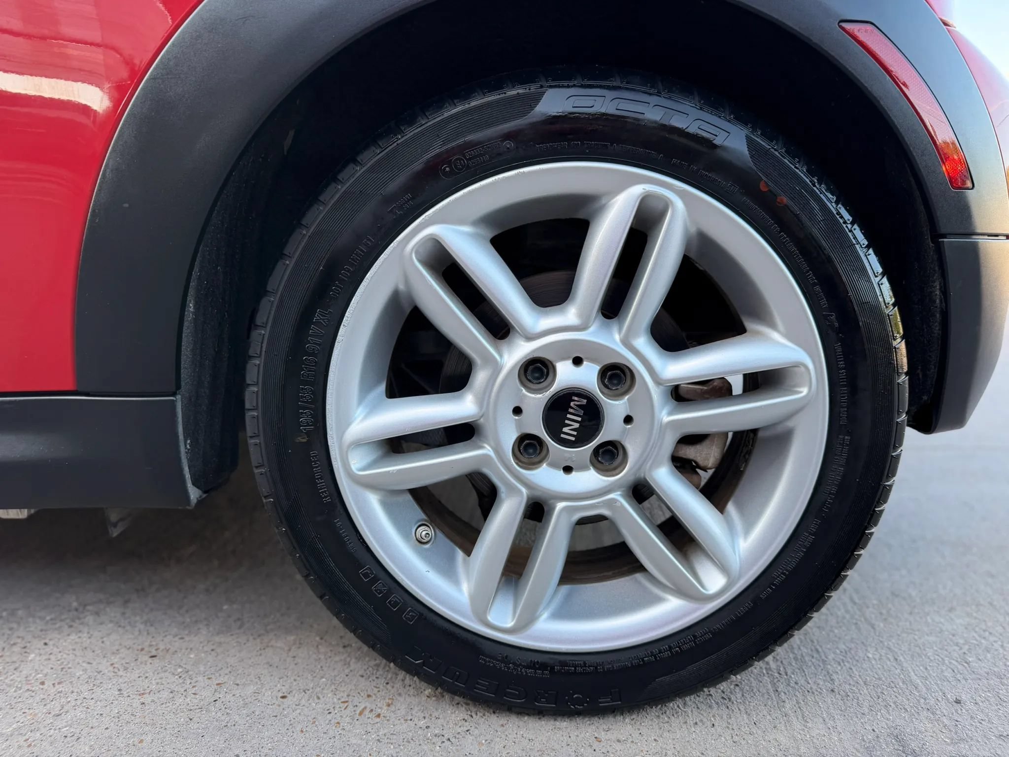 Used 2012 MINI Cooper S FWD image 17