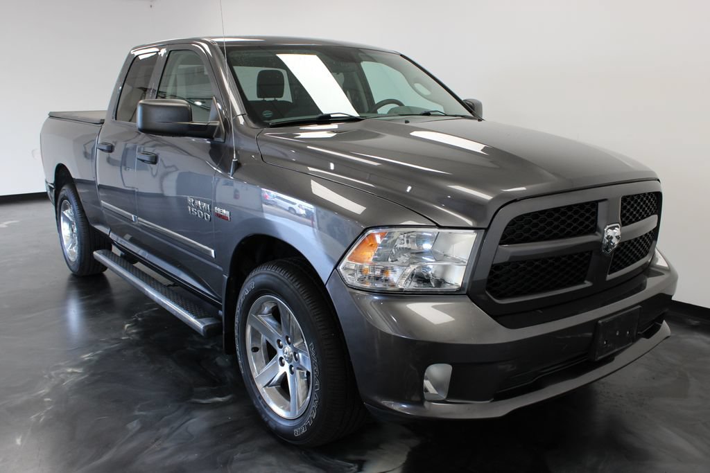 Used 2017 RAM 1500 Express AWD/4WD image 16