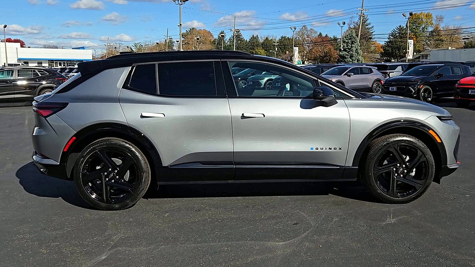 New 2026 Chevrolet Equinox EV RS image 5