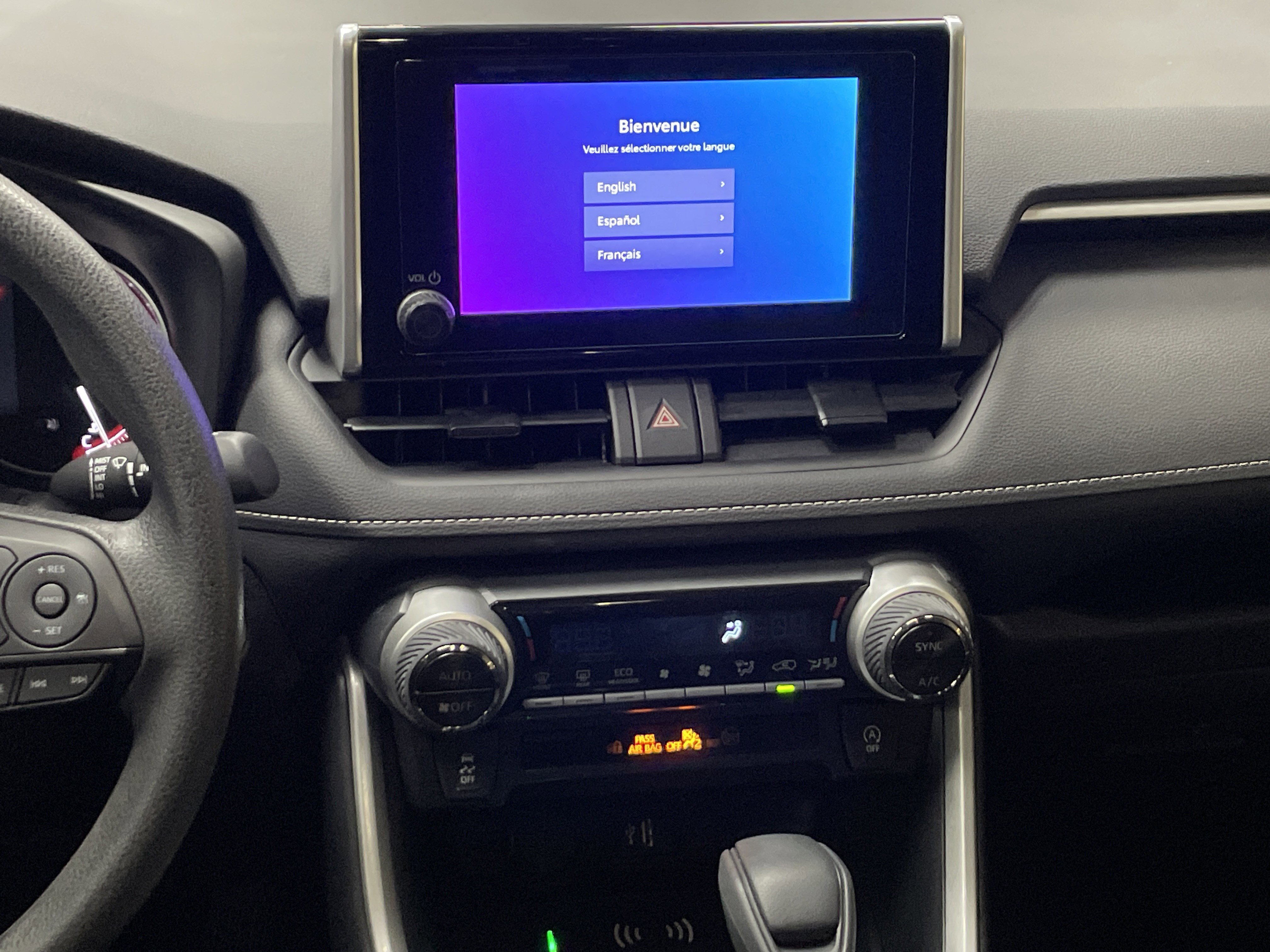 Certified 2025 Toyota RAV4 XLE w/ Convenience Package FWD image 31