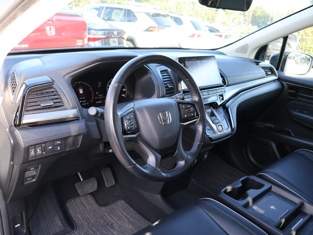 Certified 2025 Honda Odyssey Touring image 19
