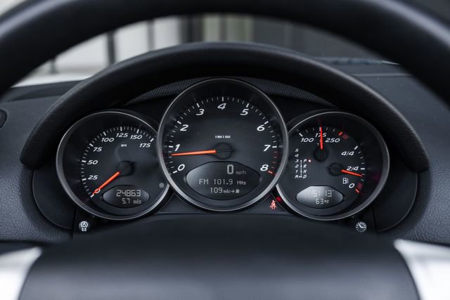 Used 2006 Porsche Boxster image 9